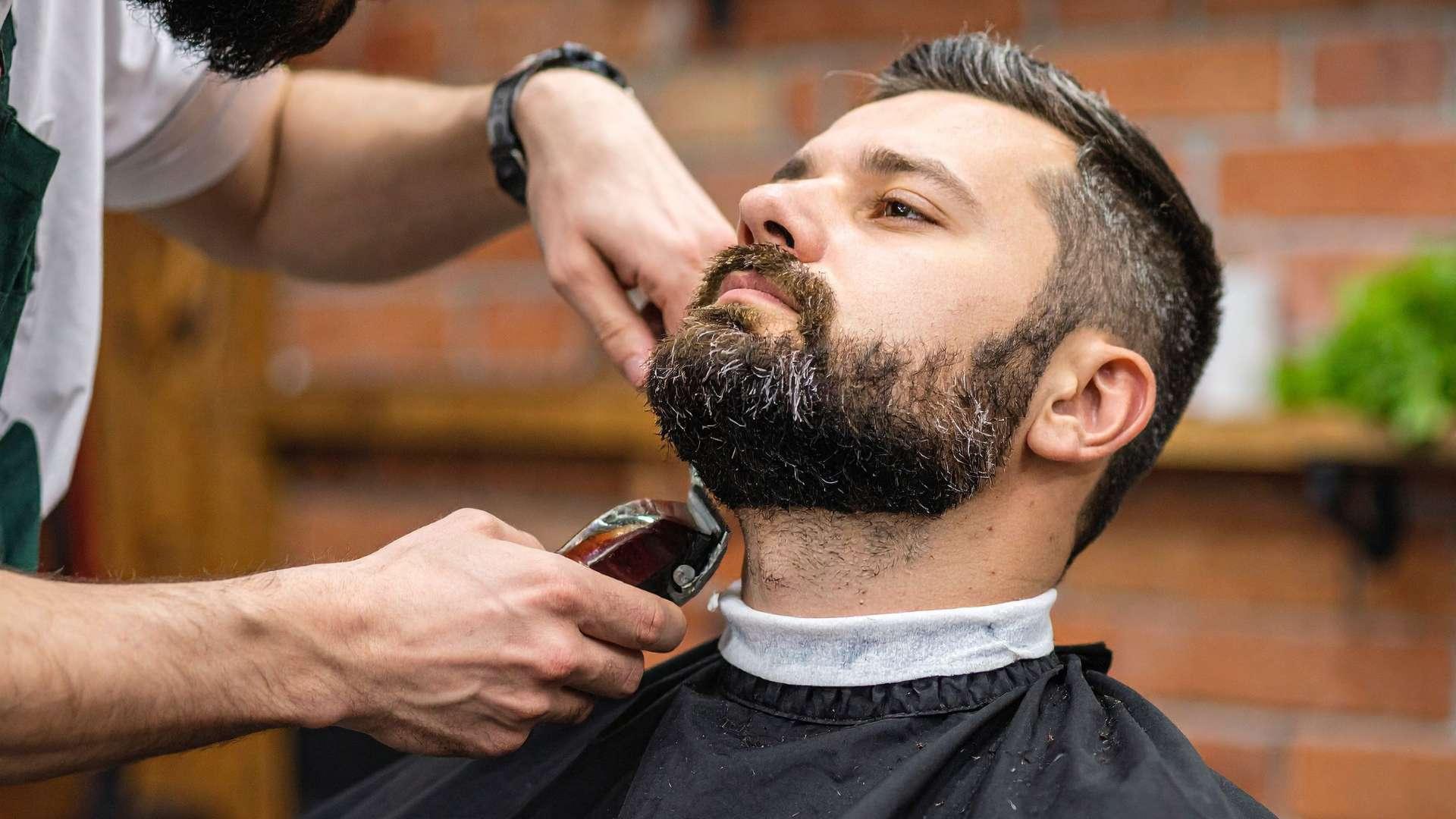 Beard trimming with clippers